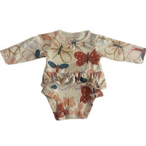 💖5/$25 SALE💖 0-3M Carter's Baby Girl Grey Butterfly Peplum Onesie